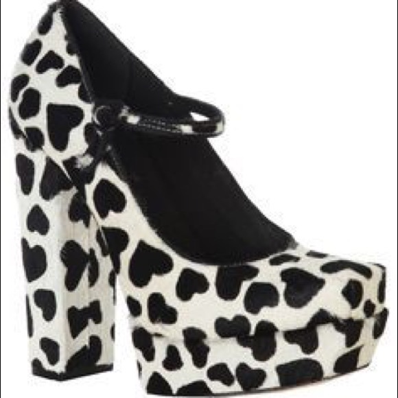 Alice + Olivia Shoes - Alice + Olivia Black&White Heart Chunky Heels